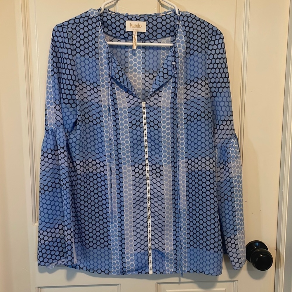 Laundry‎ by Shelli Segal blouse. Size 4. Blue